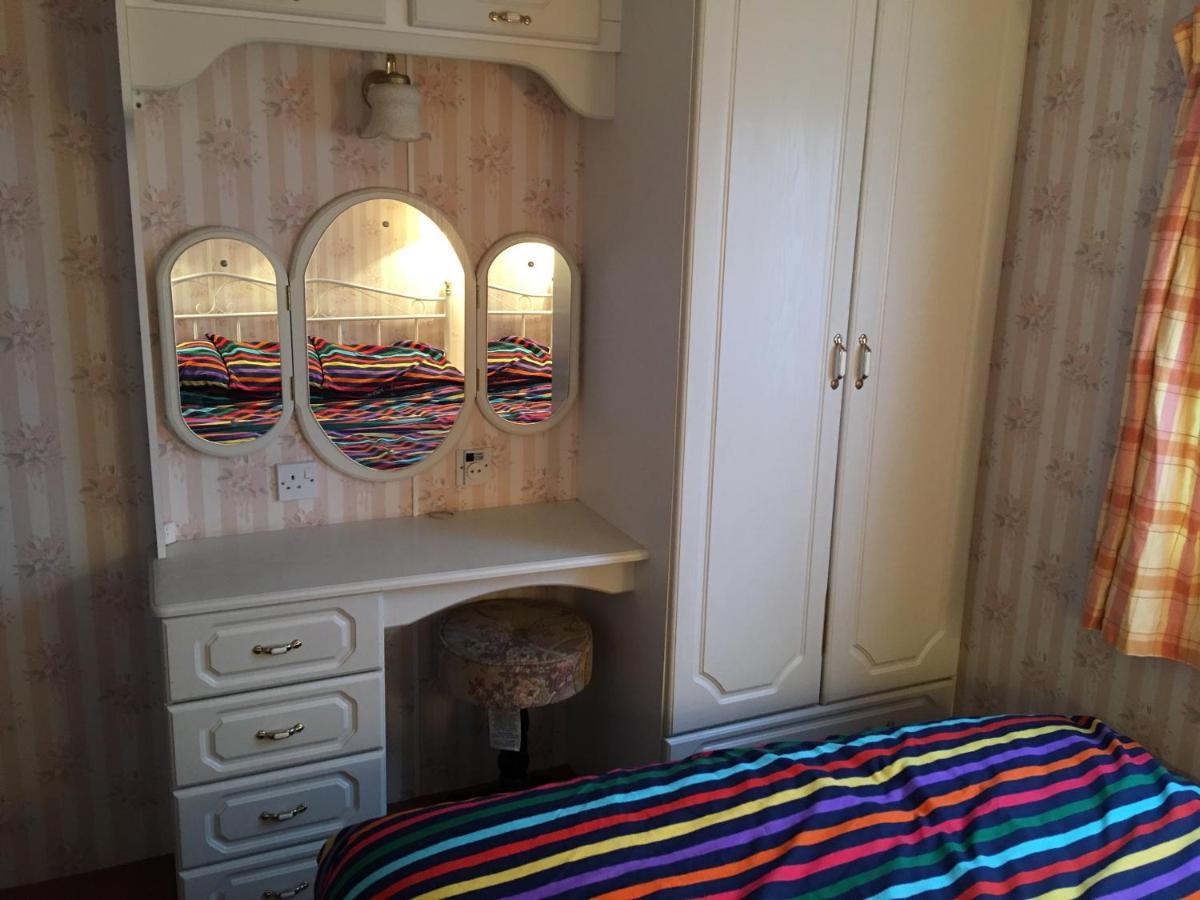 Villa 8 Berth Caravan Golden Anchor à Chapel St. Leonards Extérieur photo